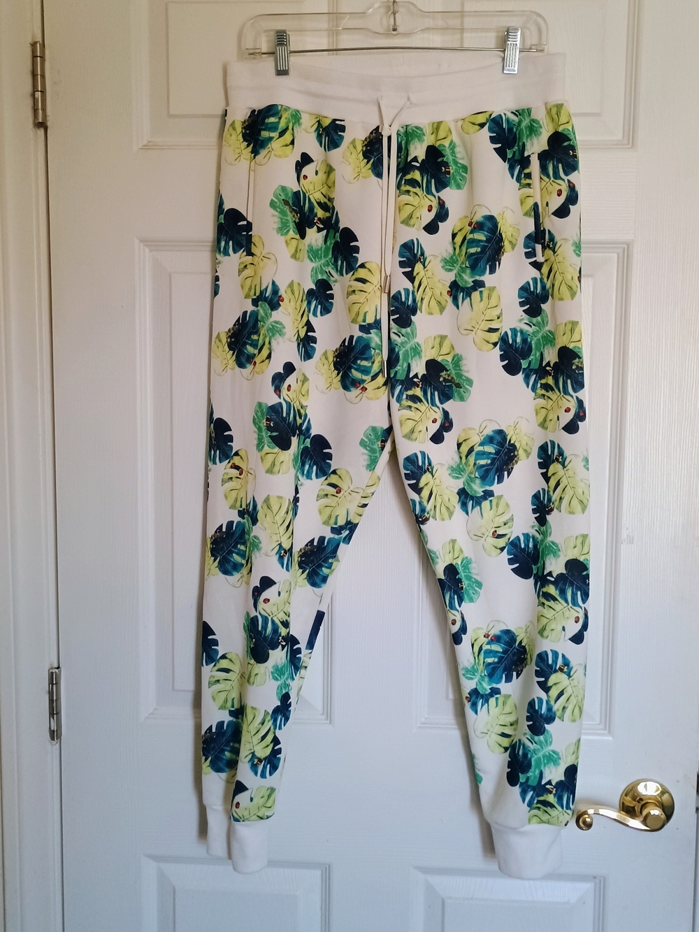 EUC Whitney Eve Tropical Leaf and Ladybug Printg Joggers Size L